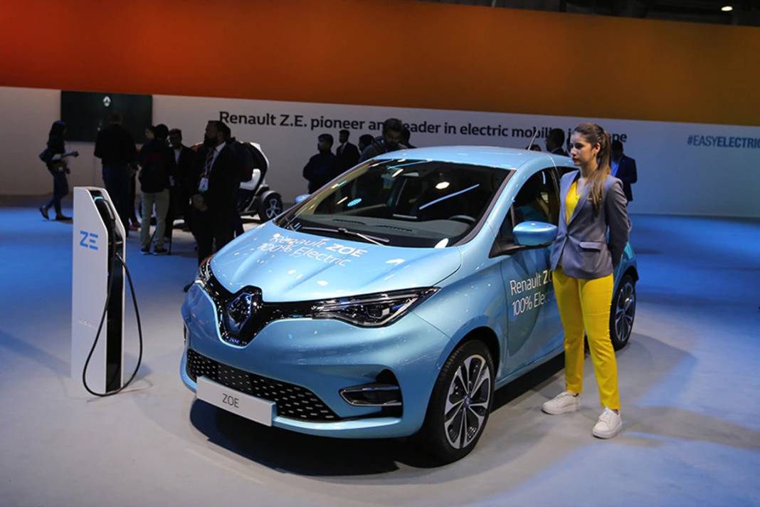 Elektrikli Renault Toros fiyatları belli oldu! Bu halini çok seveceksiniz, hem uygun hem çok kullanışlı 1